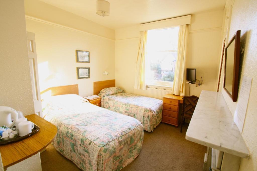 Awentsbury Hotel Near Birmingham University 객실 사진