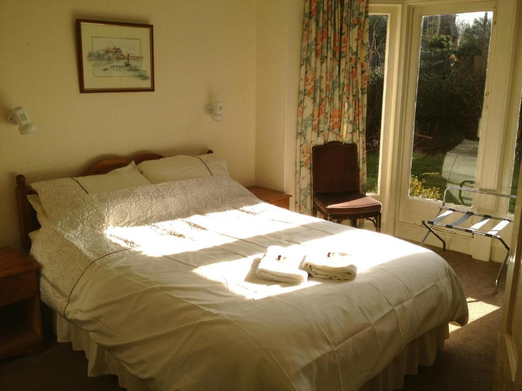 Awentsbury Hotel Near Birmingham University 객실 사진